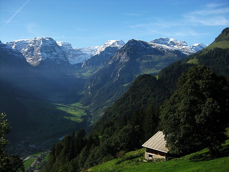 Braunwald en Alps, Schweiz/Suisse/Svizzera/Svizra | Tripomatic