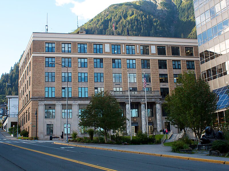 alaska state capitol building tours