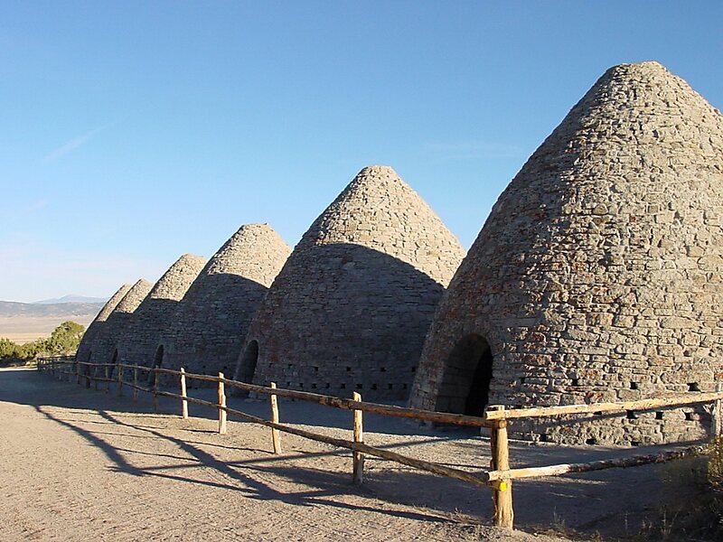 Historyczny park stanowy Ward Charcoal Ovens w White Pine County ...