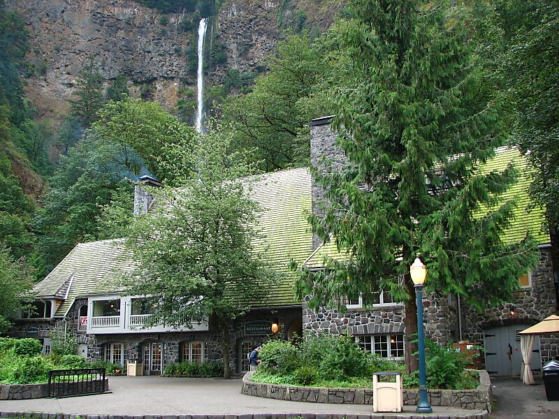 Upper Multnomah Falls