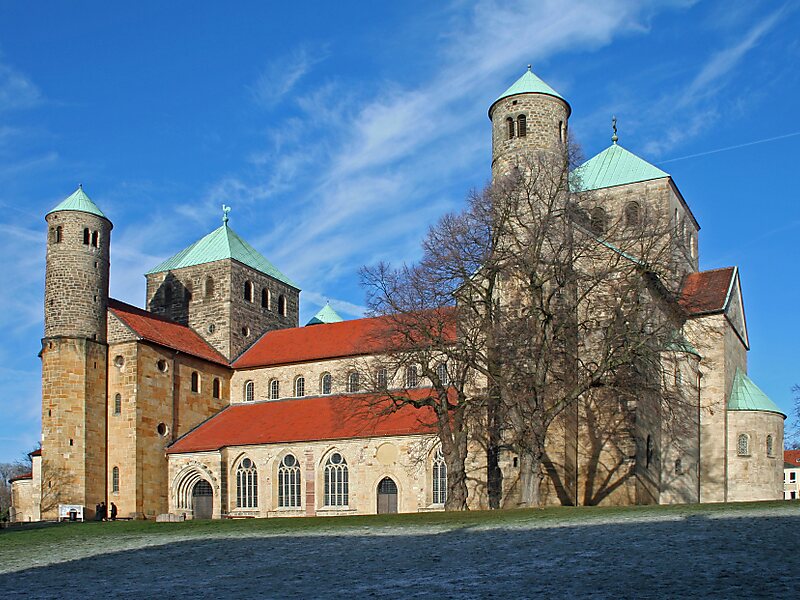 Kościół św Michała W Hildesheim Kościół św. Michała w Hildesheim w Michaelisviertel, Hildesheim