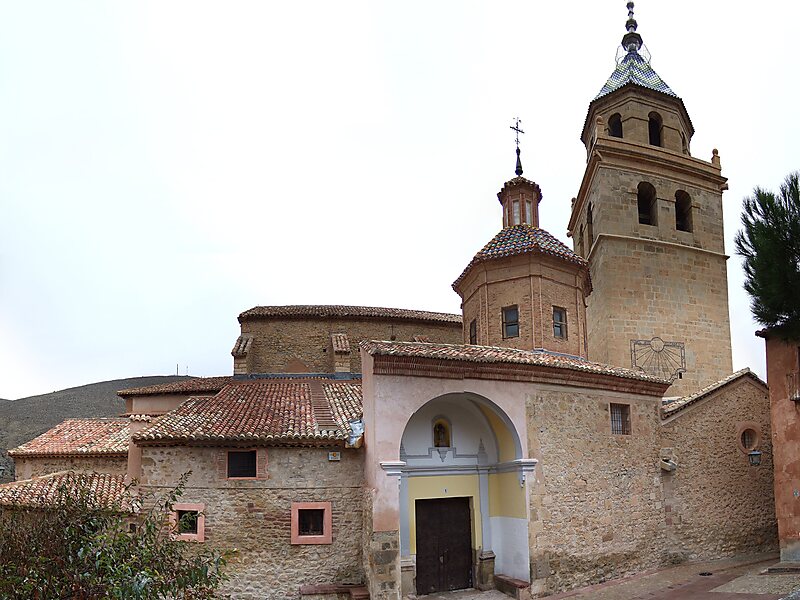 「albarracin cathedral」