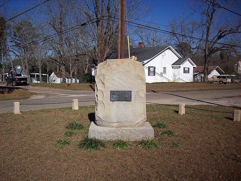 List of Confederate monuments and memorials