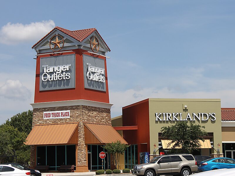 gap factory tanger outlet