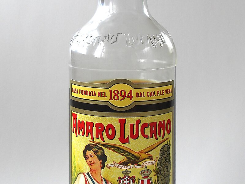 Amaro Lucano - Wikipedia