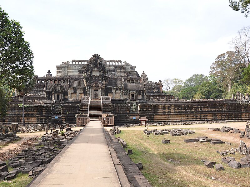 Baphuon Temple