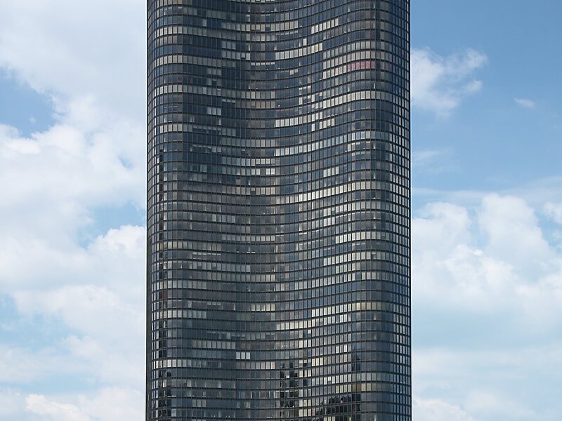 Lake Point Tower