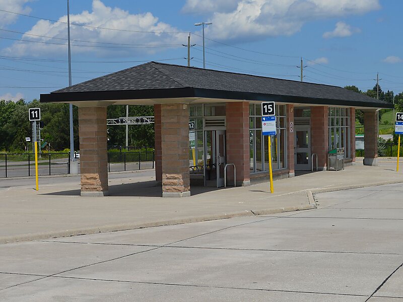 East Gwillimbury GO Station in Newmarket | Sygic Travel