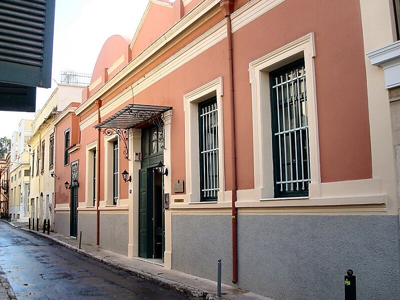 Museum of Folk Art and Tradition