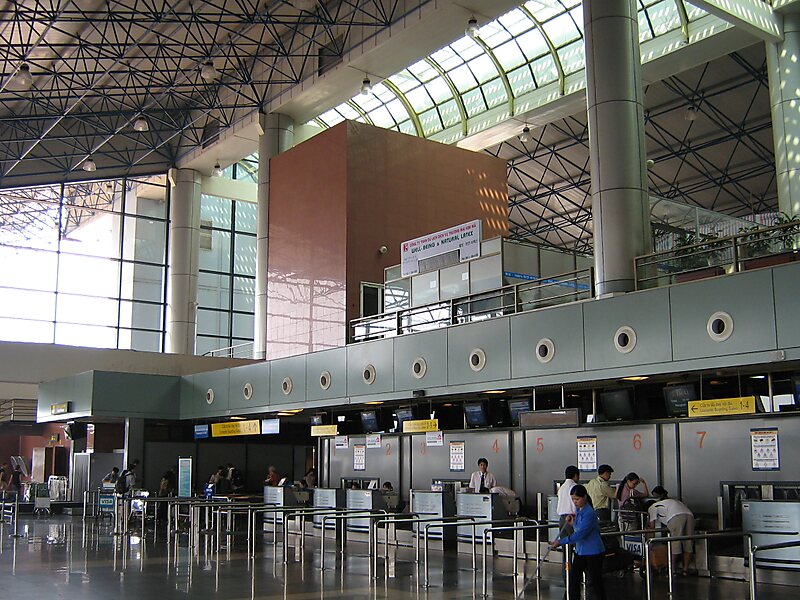노이바이 국제공항