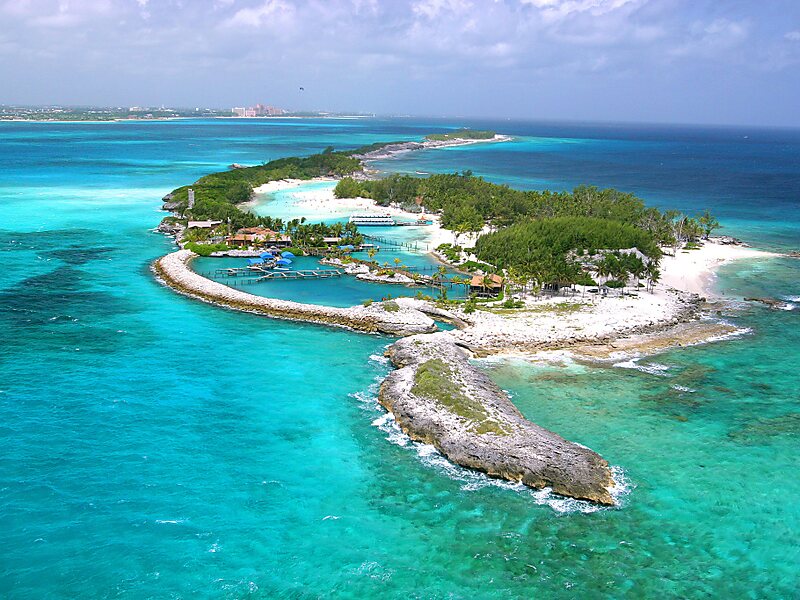 Resultado de imagen de blue lagoon bahamas