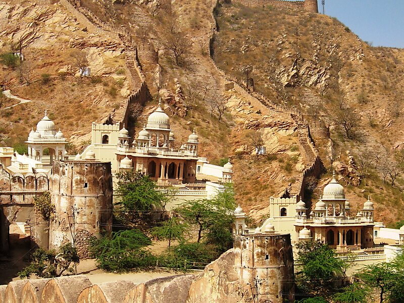 Royal Gaitor Monument