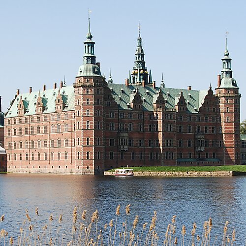 Frederiksborg slot opening hours